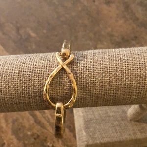 Great gold filled bangle!!